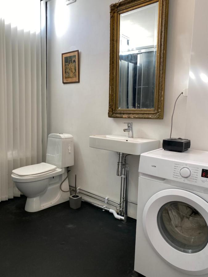 Exclusive 2 Level Etage Next To Arlanda-City Metro Stockholm Exterior foto