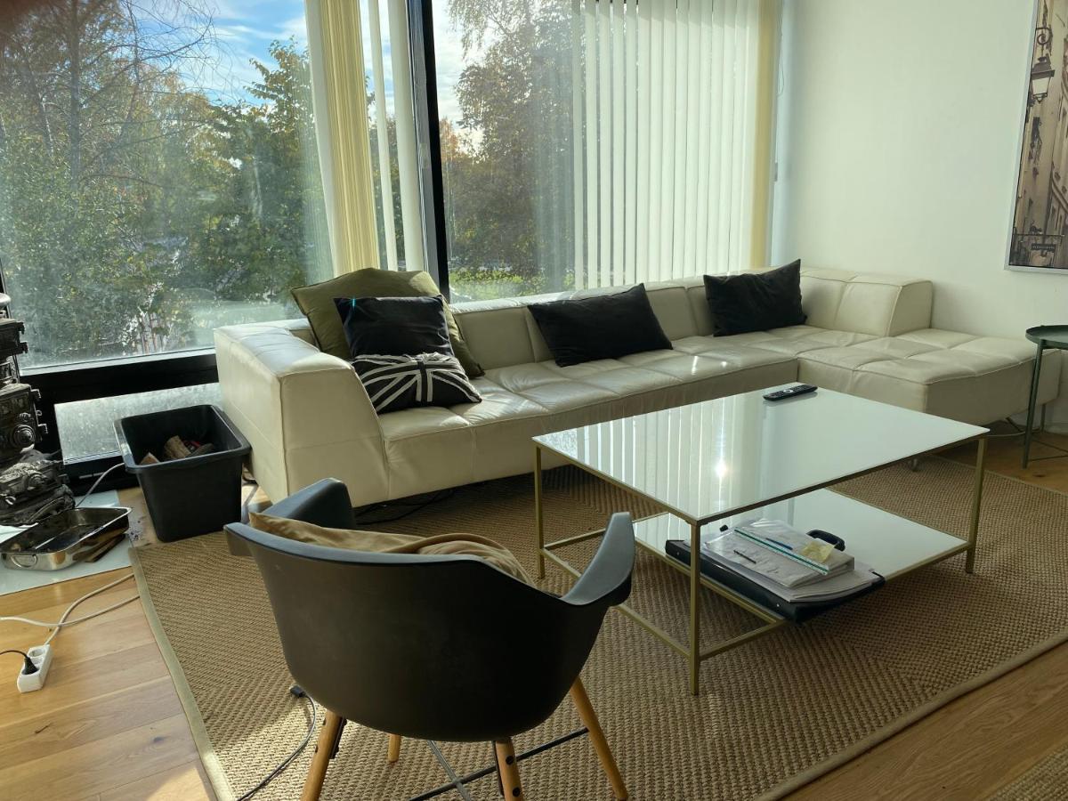 Exclusive 2 Level Etage Next To Arlanda-City Metro Stockholm Exterior foto
